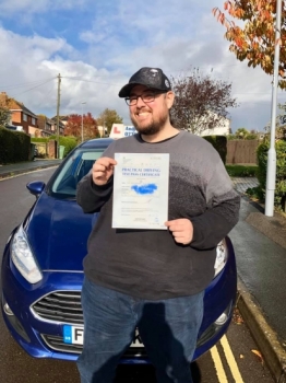 Passed me first time, absolute legend. He´s professional and down to earth. He can read how you drive to improve and his teaching style is relaxed, but to the point. Really enjoyed lessons with him and I´m sad I won´t have anymore. Cheers Andy