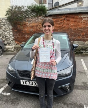 Amazing instructor, passed my practical test first time and couldn´t have done it with anyone else.