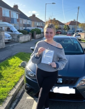 So easy to get along with. Helped me so much with my confidence by letting me ask any questions and practice the things that I wanted to. Thankyou Andy :)