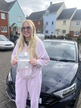 Andy was a great instructor in helping me pass and kept supporting me despite my long stint to uni during our lessons. He was patient when i made mistakes, never shouted and had a great way of explaining things so i could properly understand them. I highly recommend Andy to those who are nervous about getting behind the wheel!